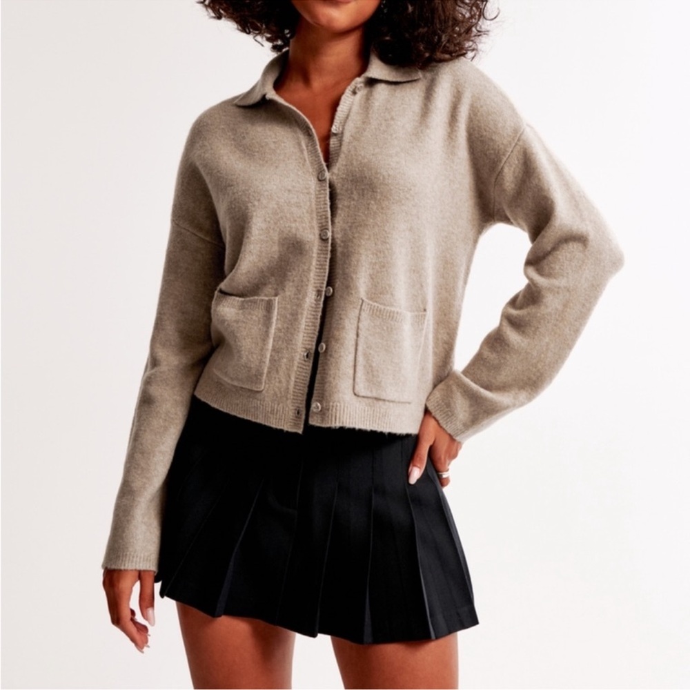 Abercrombie Beige Button Up Collar Sweater